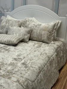 روتختی 2نفره  مخمل شانل گلدوزی 8تکه طرح سوگیل3 - تصویر 5