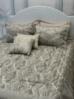 روتختی 2نفره مخمل شانل گلدوزی 8تکه طرح الگا 4 - تصویر 4