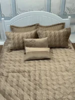 روتختی 2نفره مخمل شانل گلدوزی 8تکه طرح جیمی کی 07 - تصویر 2