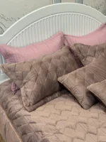 روتختی 2نفره  مخمل شانل گلدوزی 8تکه طرح جیمی کی 08 - تصویر 3