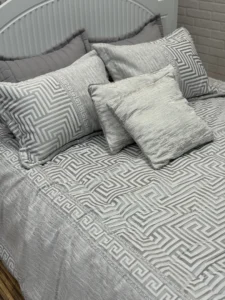 روتختی 2نفره مخمل شانل گلدوزی 8تکه طرح آنیا02 - تصویر 3